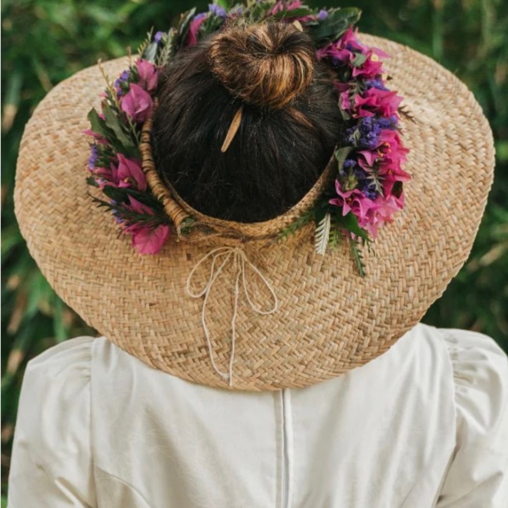 Hawaiian crown less hand woven hat.